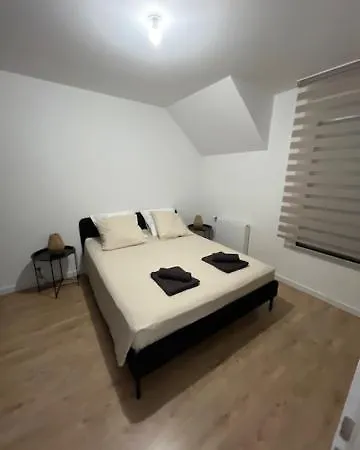 Maison De 3 Chambres, 6 A 8 Personnes * 梅尔河畔的巴兹